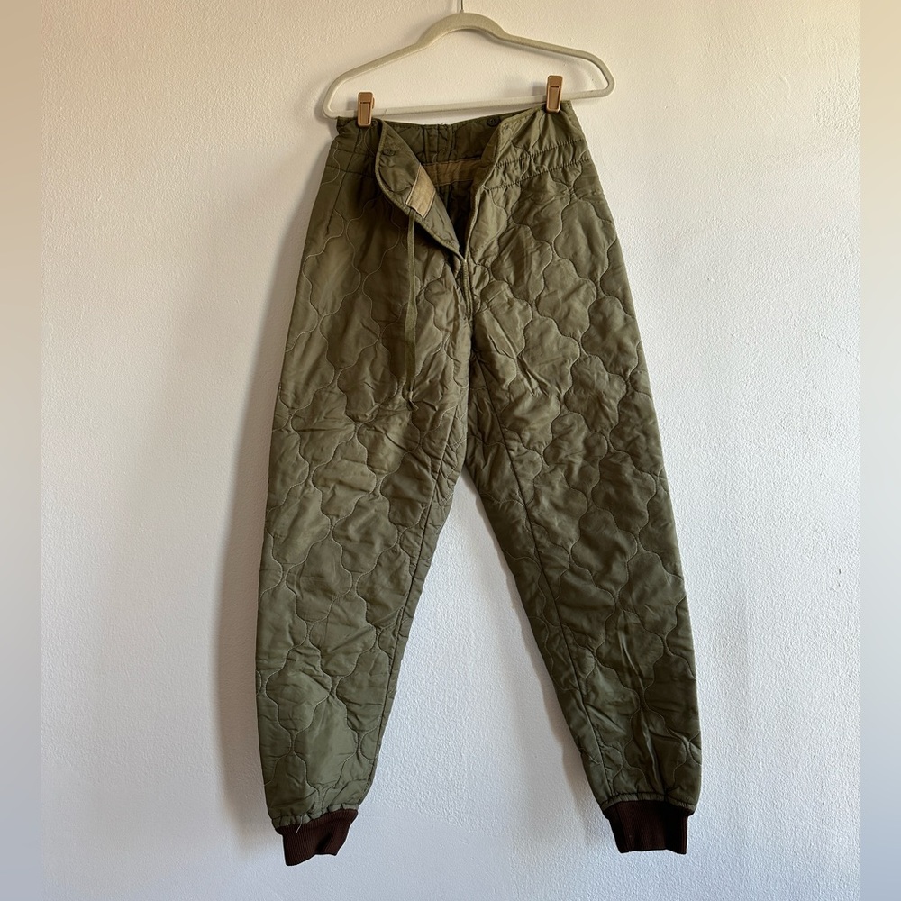 Vintage quilted army liner ski pants olive green unisex 1960s